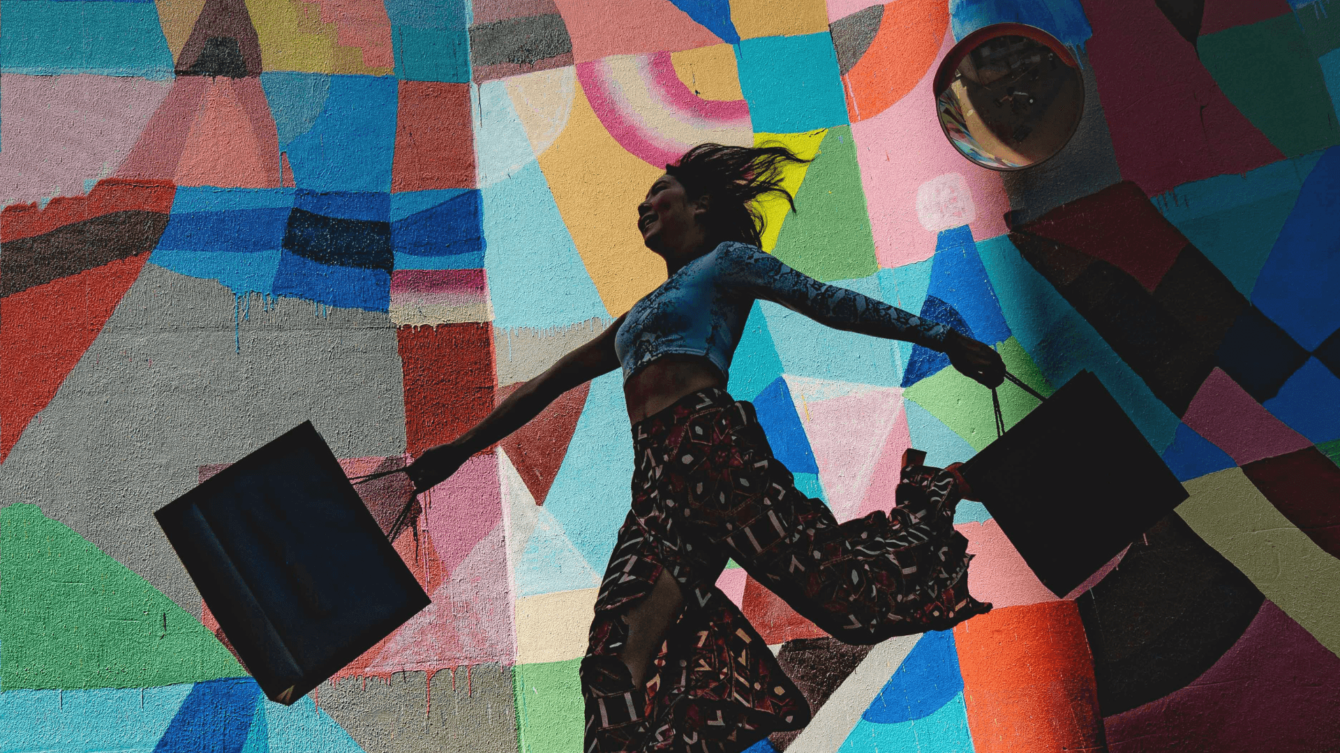 Your chance to win 1 of 6 $500 Myer e-Gift Cards